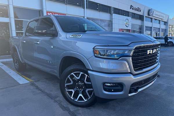 2024 RAM 1500 Laramie Sport Hurricane SO RamBox DT 4X4 SWB