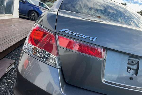 2010 Honda Accord VTi 8th Gen