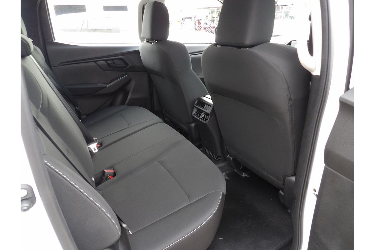 2025 Isuzu D-MAX SX High Ride Rear Wheel Drive