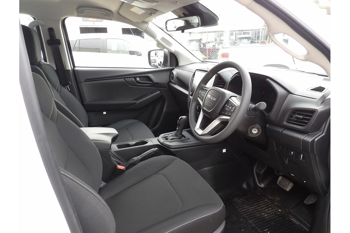 2025 Isuzu D-MAX SX High Ride Rear Wheel Drive