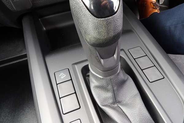 2025 Isuzu D-MAX SX High Ride Rear Wheel Drive