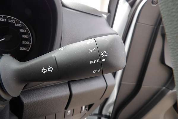 2025 Isuzu D-MAX SX High Ride Rear Wheel Drive