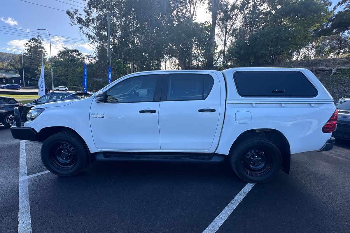 2020 Toyota Hilux SR GUN126R 4X4