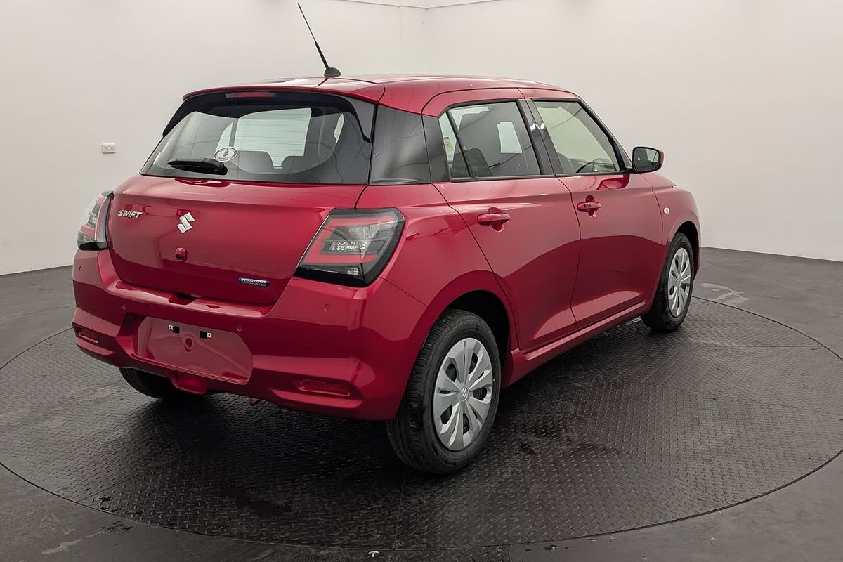 2025 Suzuki Swift Hybrid UZ