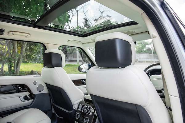 2021 Land Rover Range Rover D300 Vogue L405