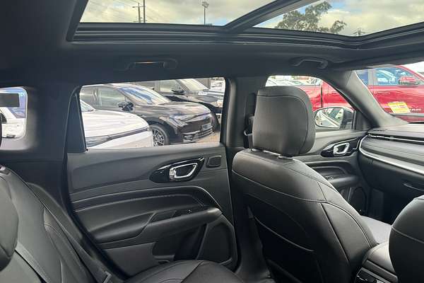 2023 Jeep Compass S-Limited M6
