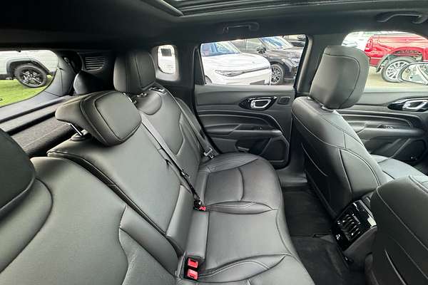 2023 Jeep Compass S-Limited M6