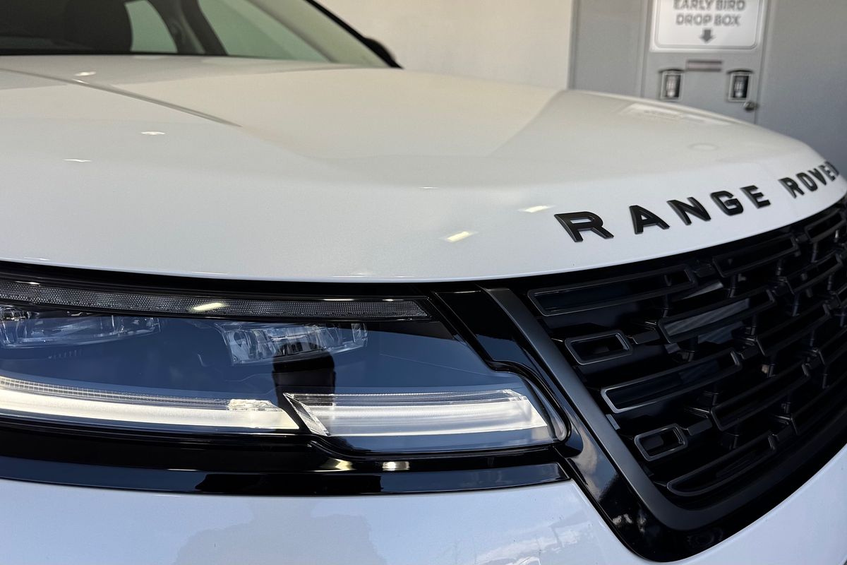 2024 Land Rover Range Rover Velar P250 Dynamic SE L560