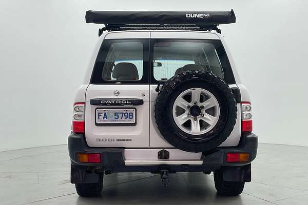 2004 Nissan Patrol ST GU III
