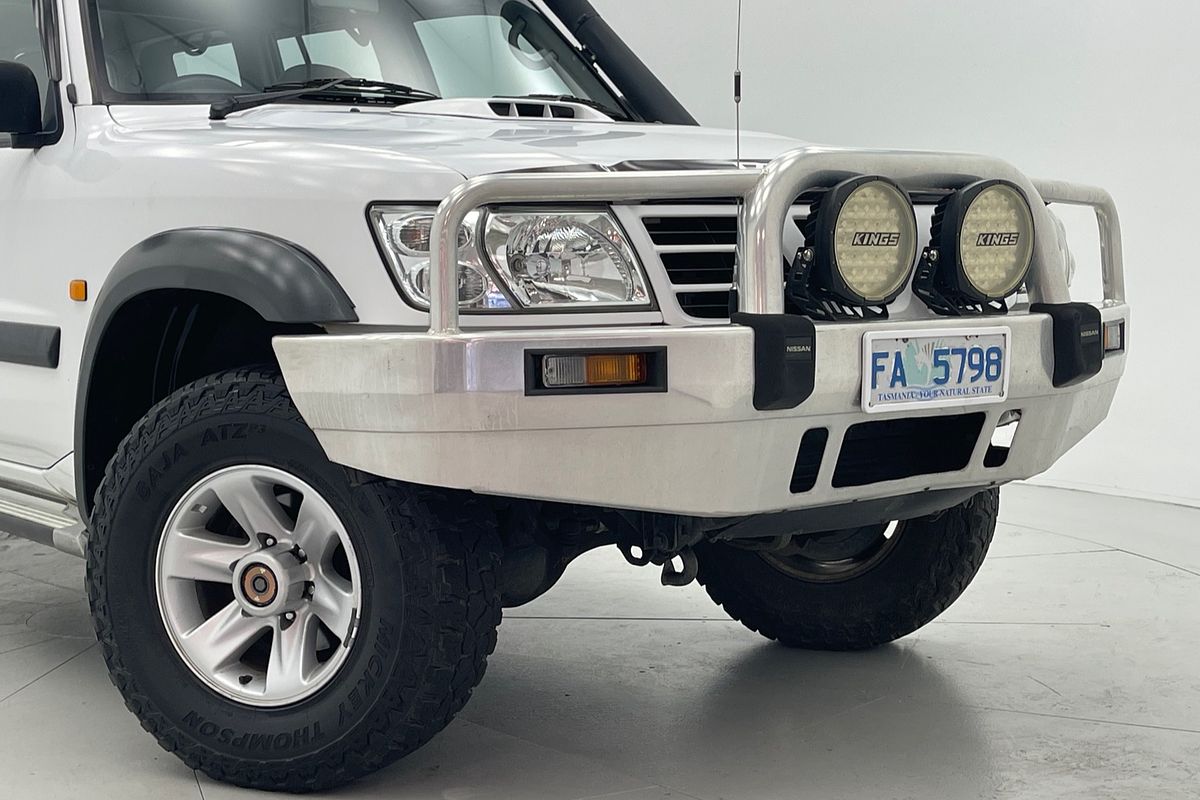 2004 Nissan Patrol ST GU III