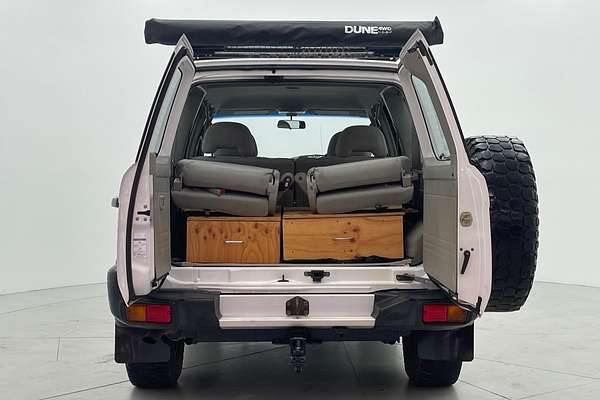 2004 Nissan Patrol ST GU III