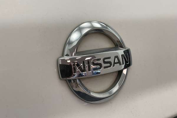 2004 Nissan Patrol ST GU III