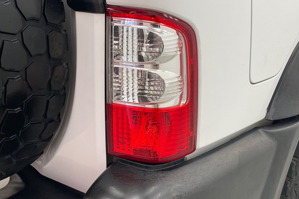 2004 Nissan Patrol ST GU III