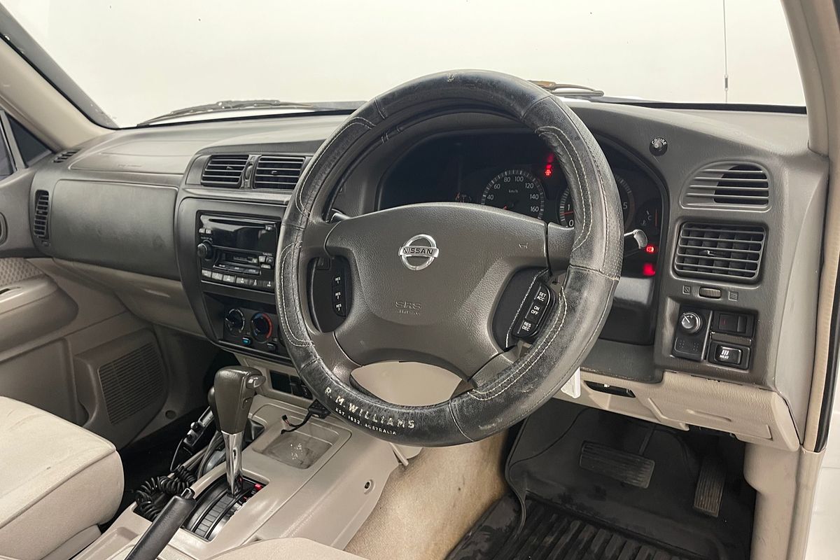2004 Nissan Patrol ST GU III