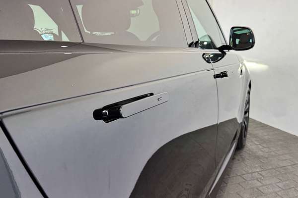 2025 Land Rover Range Rover Sport D350 Dynamic HSE L461