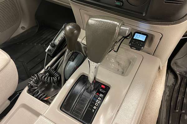 2004 Nissan Patrol ST GU III