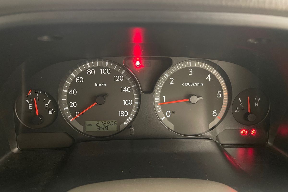 2004 Nissan Patrol ST GU III