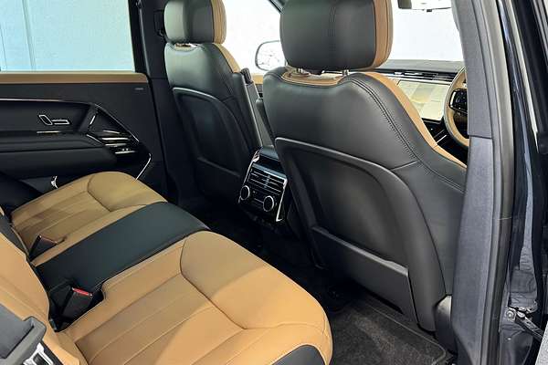 2025 Land Rover Range Rover Sport D350 Dynamic HSE L461