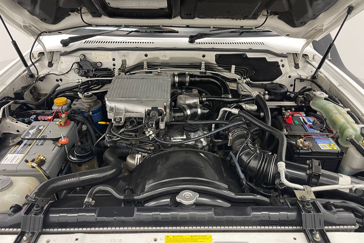 2004 Nissan Patrol ST GU III