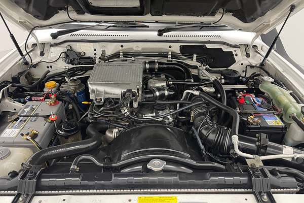 2004 Nissan Patrol ST GU III