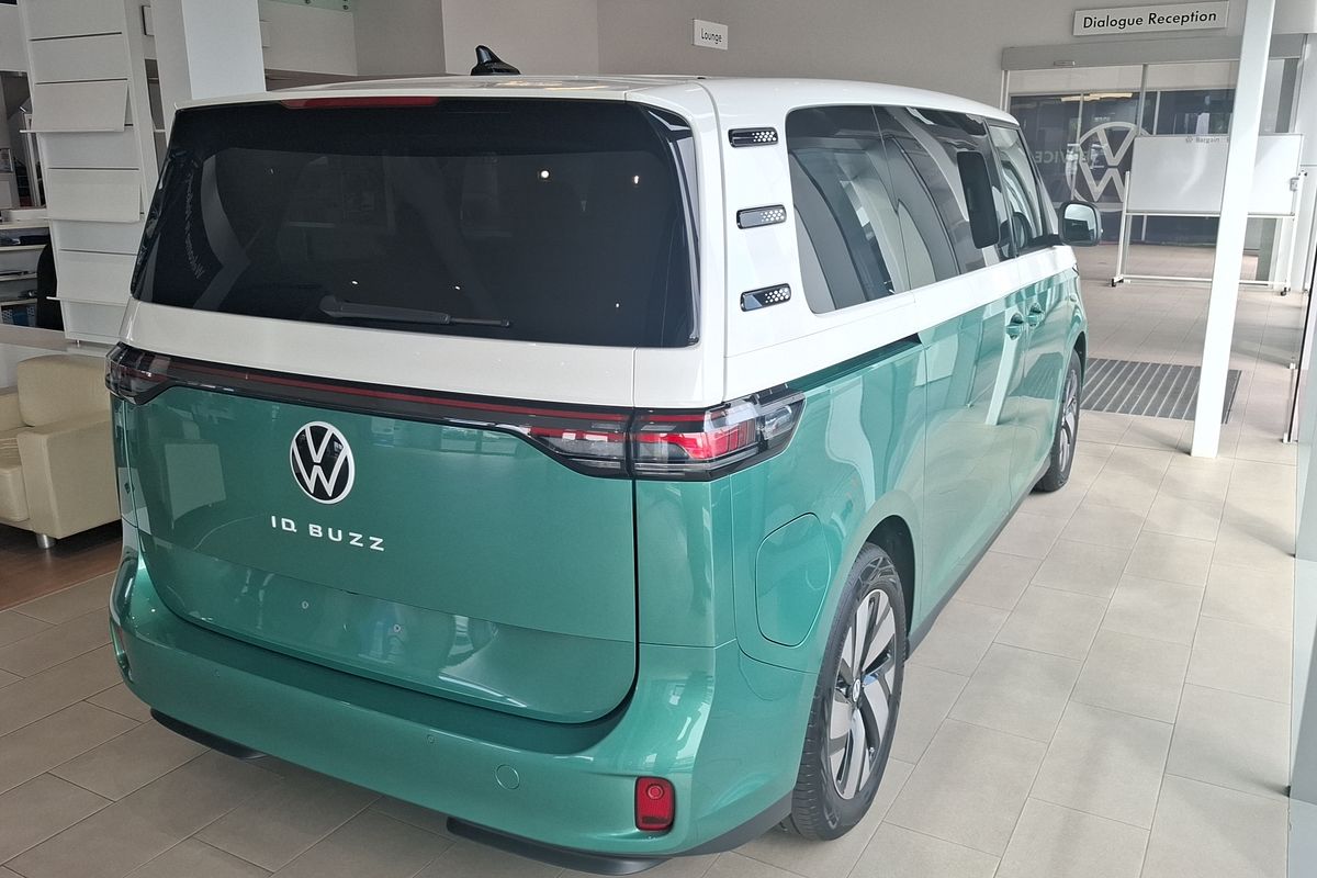 2025 Volkswagen ID. Buzz Pro BEV560 EB LWB