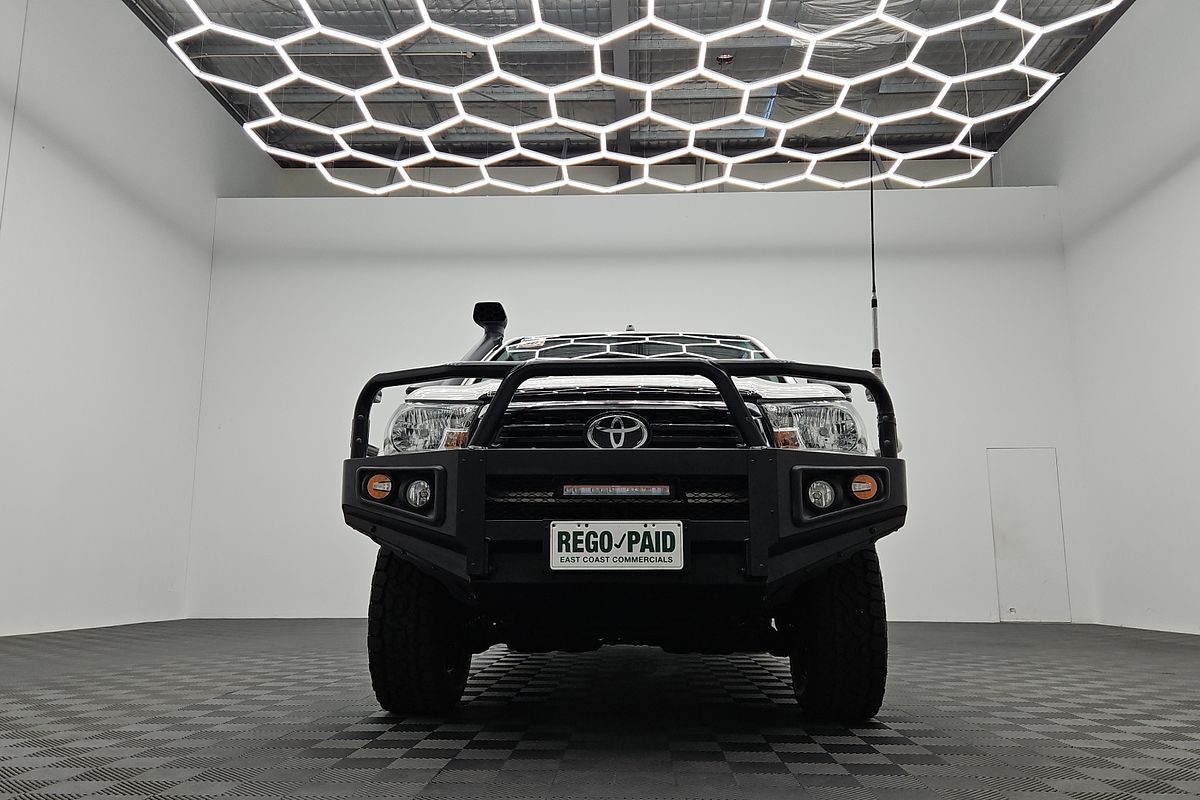 2020 Toyota Hilux SR GUN126R 4X4