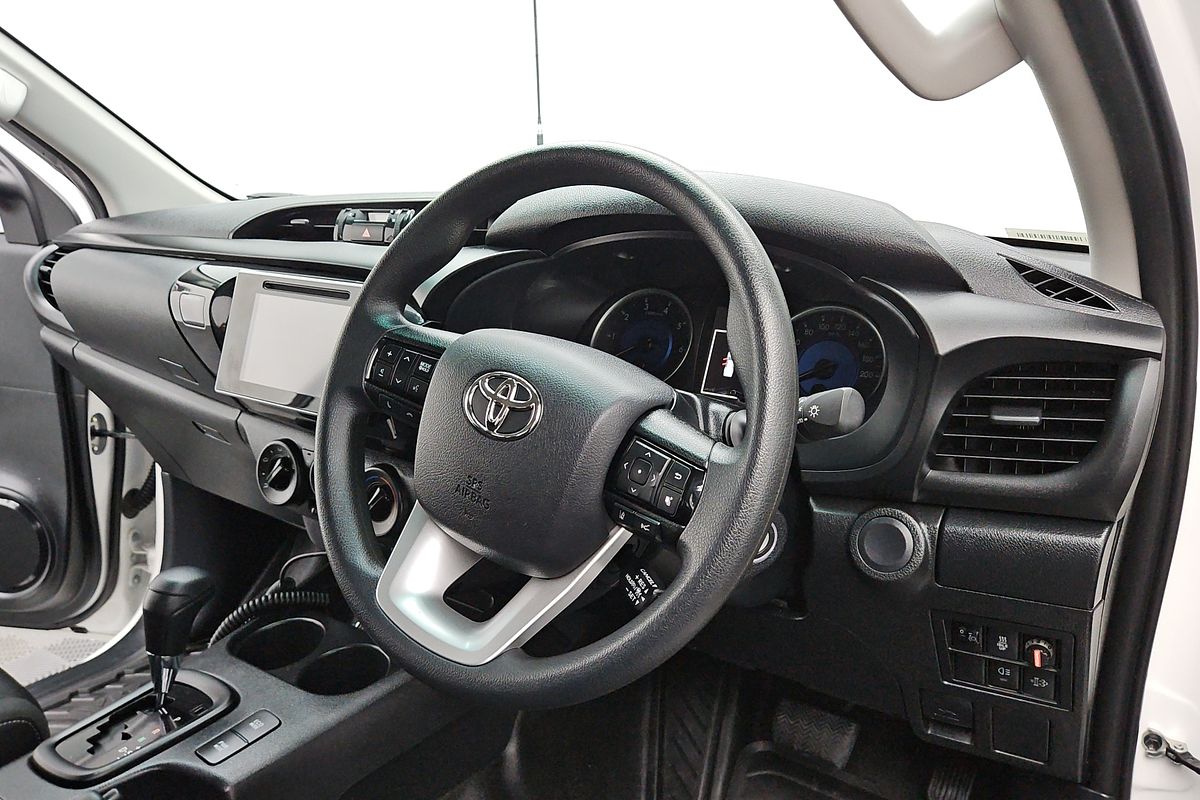 2020 Toyota Hilux SR GUN126R 4X4