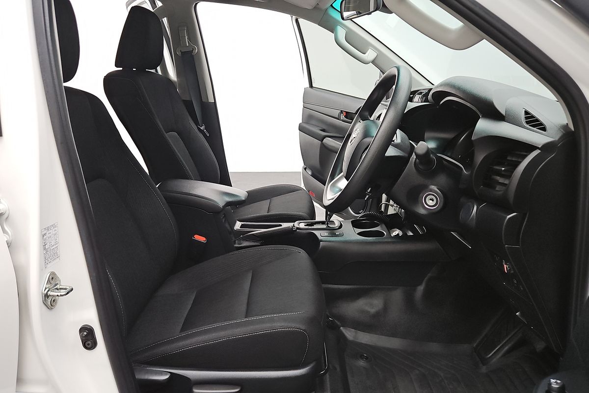 2020 Toyota Hilux SR GUN126R 4X4