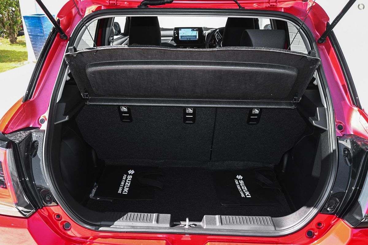 2024 Suzuki Swift Hybrid Plus UZ