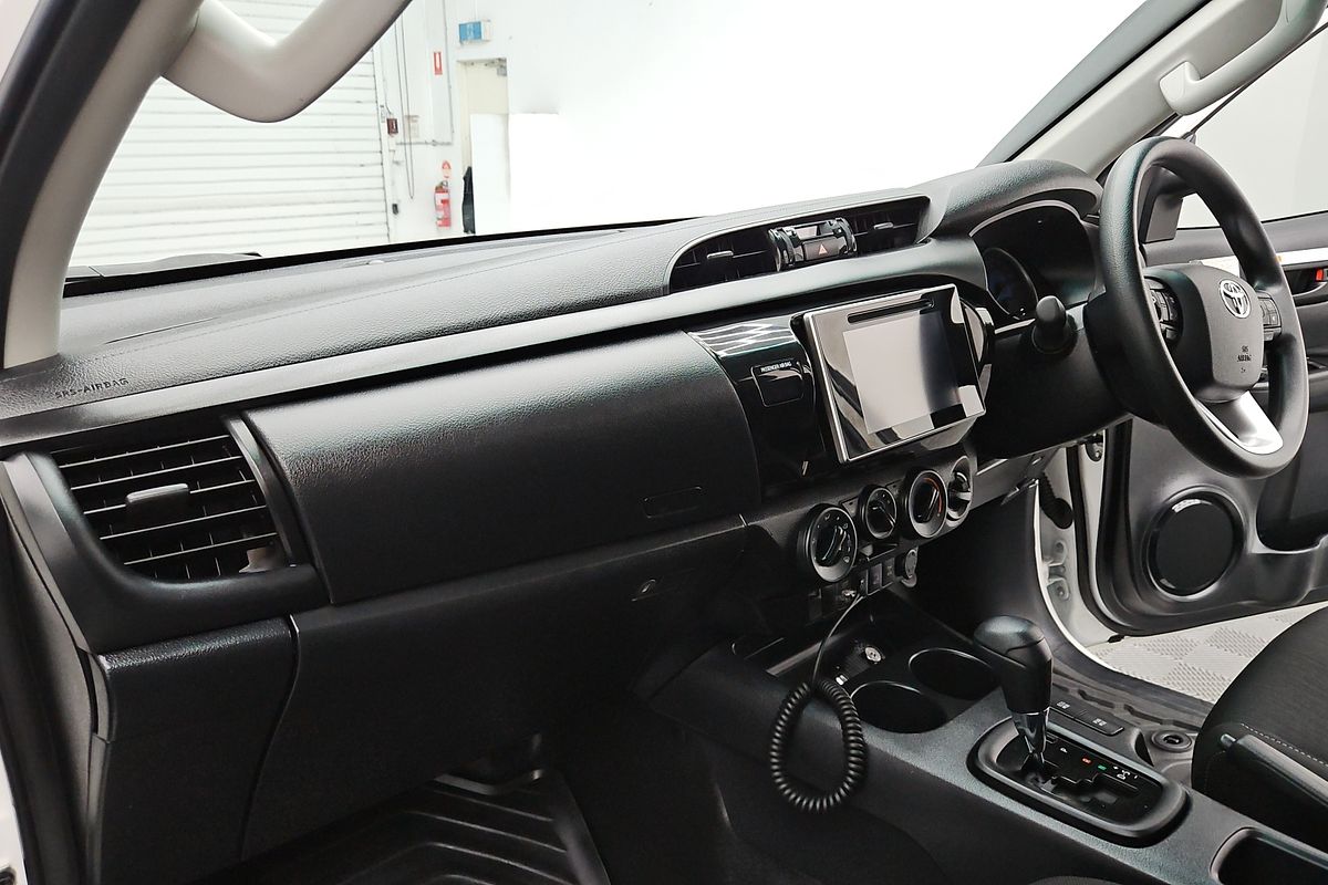 2020 Toyota Hilux SR GUN126R 4X4