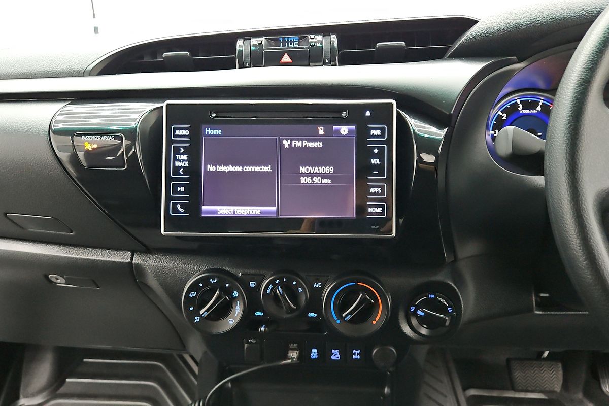 2020 Toyota Hilux SR GUN126R 4X4