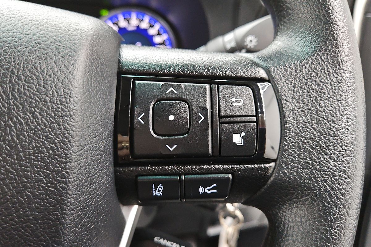 2020 Toyota Hilux SR GUN126R 4X4