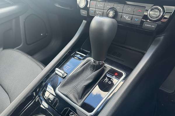 2023 Jeep Compass S-Limited M6