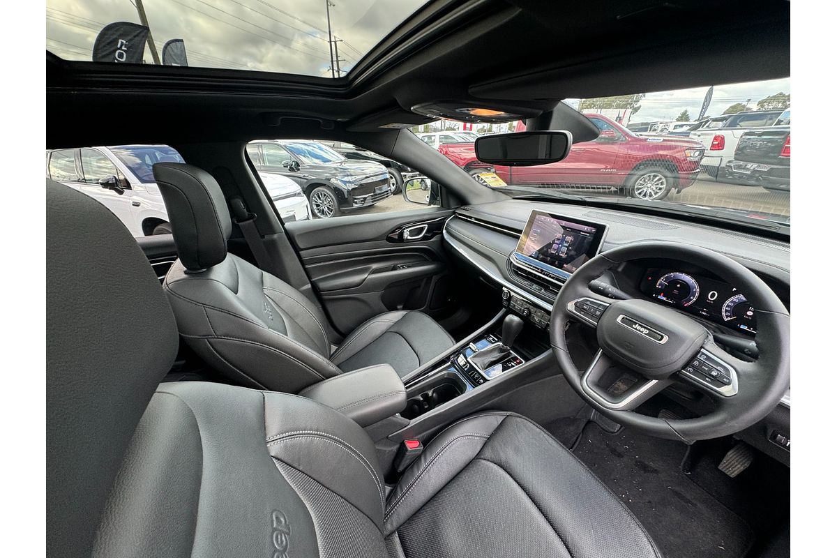 2023 Jeep Compass S-Limited M6