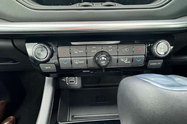 2023 Jeep Compass S-Limited M6