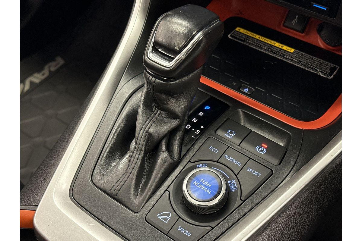 2021 Toyota RAV4 Edge AXAA54R