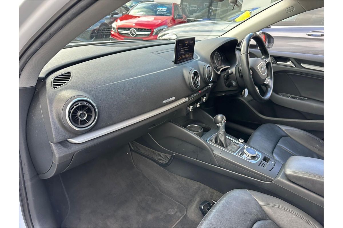 2016 Audi A3 Attraction 8V