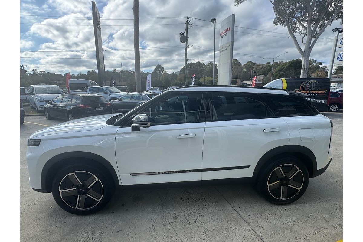 2025 Jaecoo J7 SHS Summit