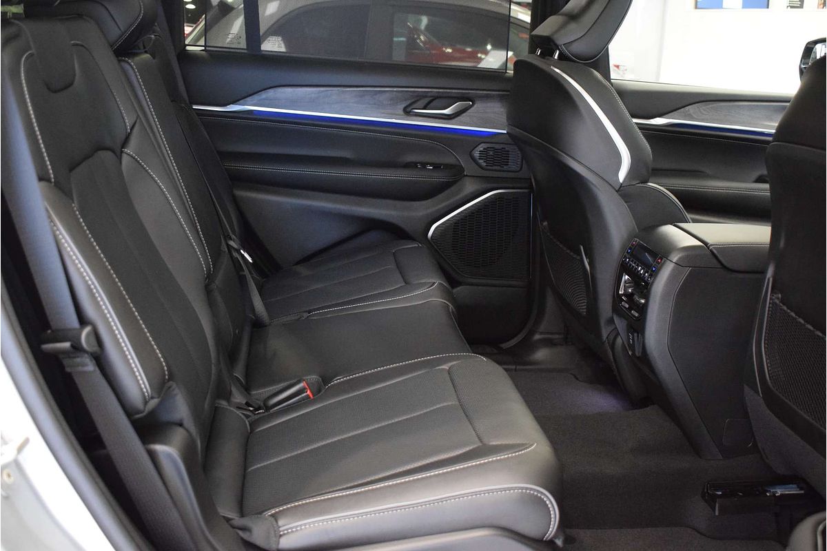 2022 Jeep Grand Cherokee L Overland WL
