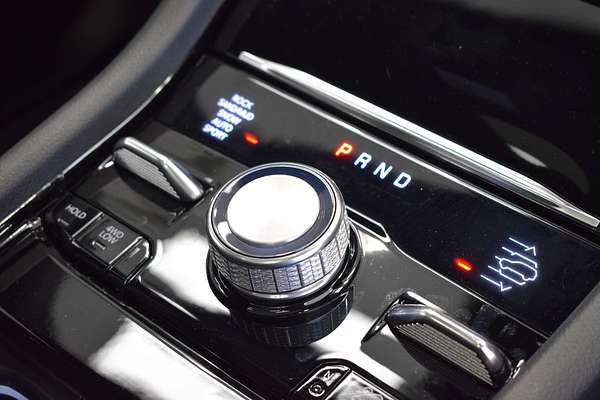 2022 Jeep Grand Cherokee L Overland WL