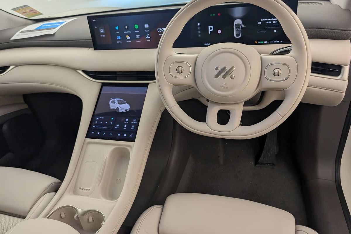 2025 MG IM6AWD100PERF