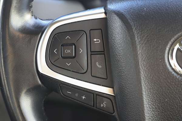 2019 Toyota Hiace Commuter GDH322R