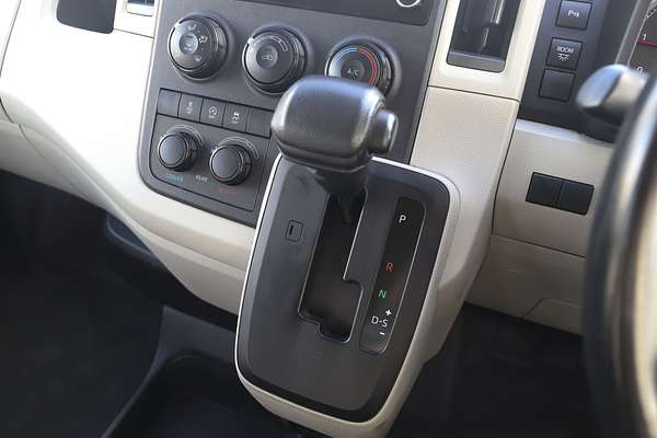 2019 Toyota Hiace Commuter GDH322R ELWB High Roof