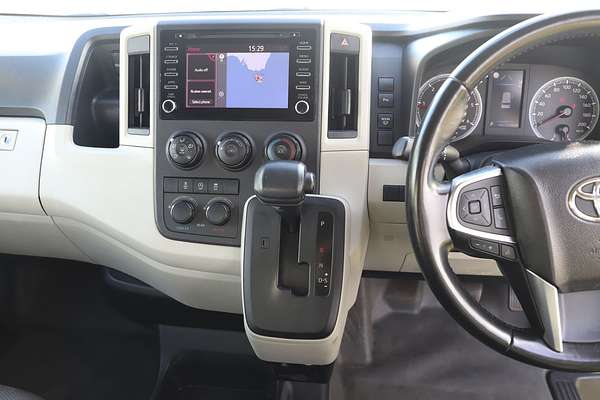 2019 Toyota Hiace Commuter GDH322R