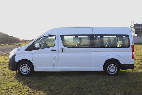 2019 Toyota Hiace Commuter GDH322R