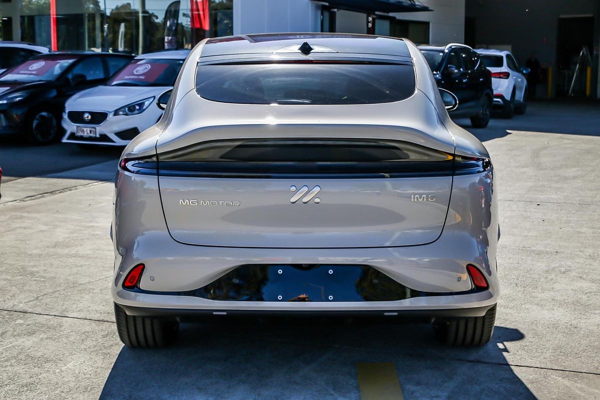 2025 MG Im6 PEREFORMANCE S12L