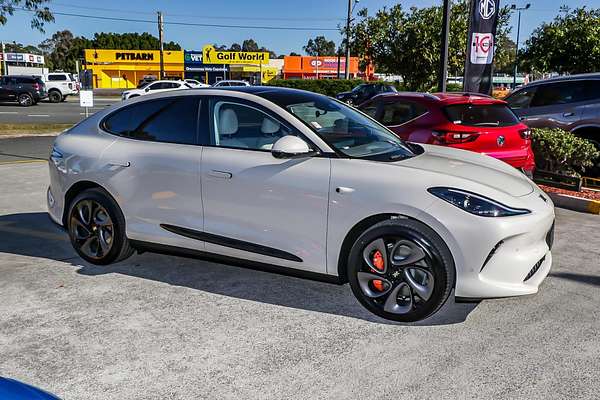 2025 MG Im6 PEREFORMANCE S12L