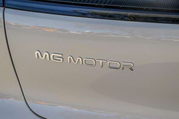 2025 MG Im6 PEREFORMANCE S12L