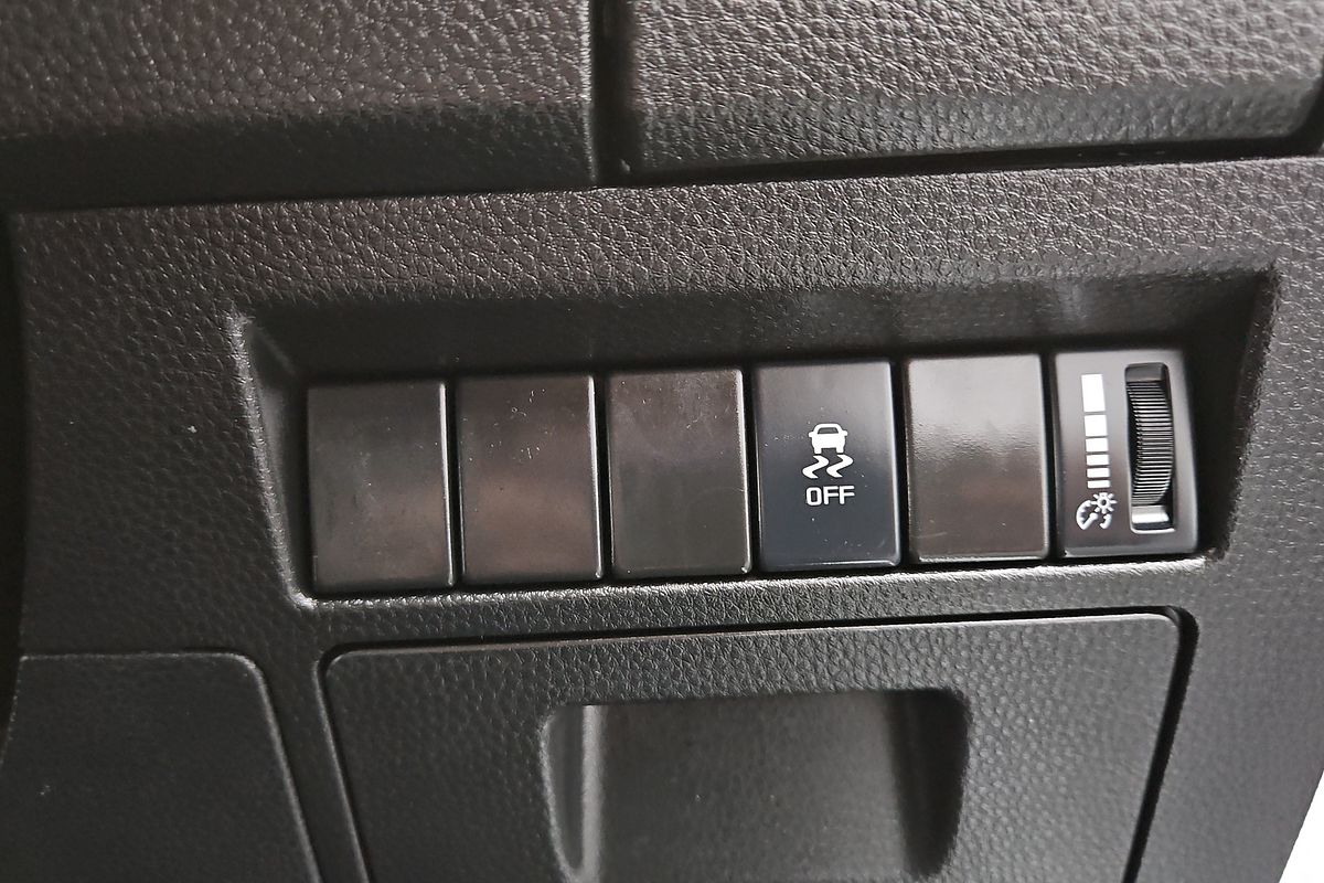 2022 Isuzu D-MAX SX High Ride Rear Wheel Drive