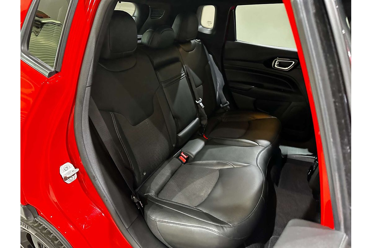 2023 Jeep Compass Night Eagle M6